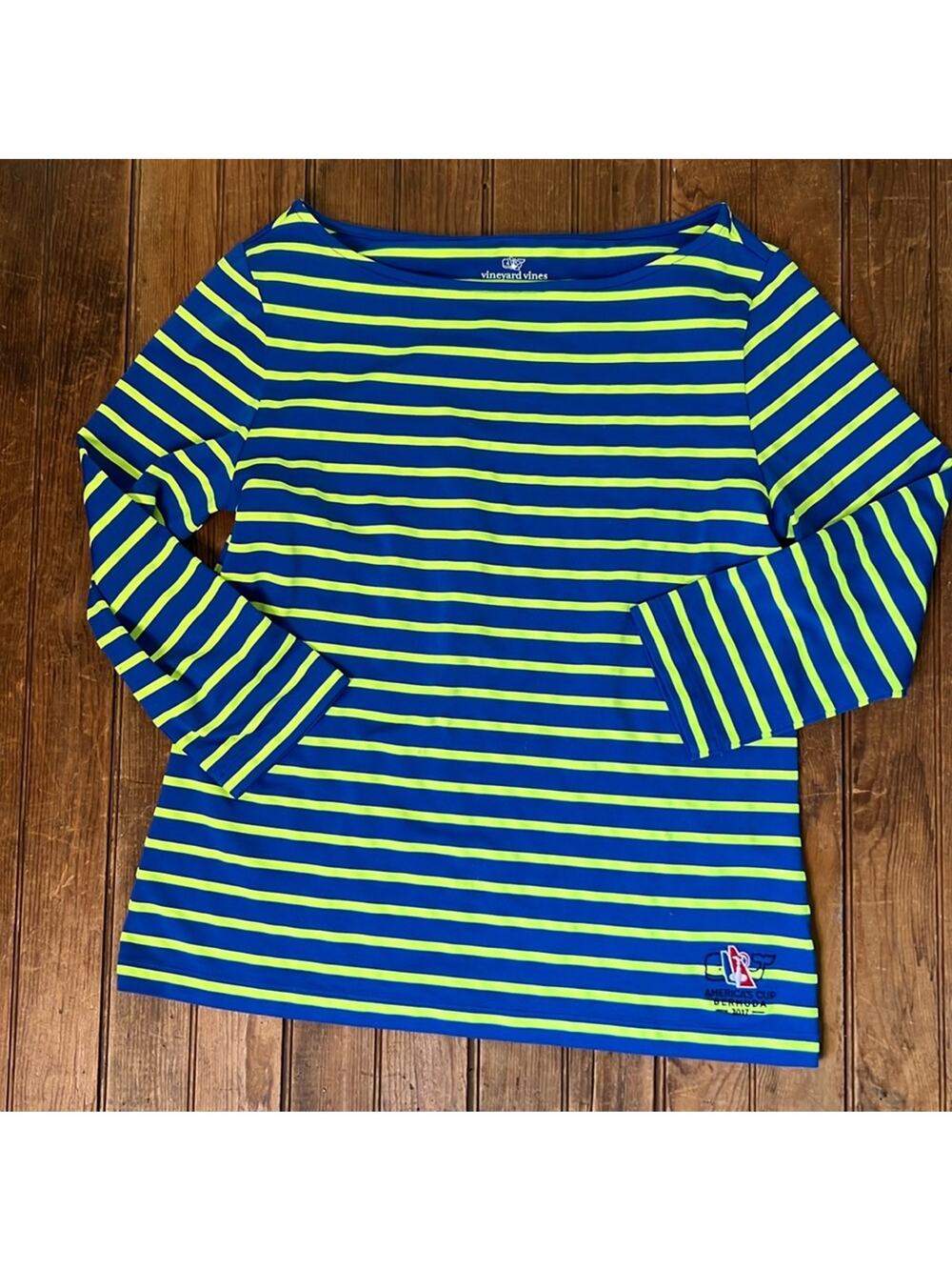 Women’s Vineyard Vines 2017 Americas Cup Bermuda striped 3/4 sleeve top size m